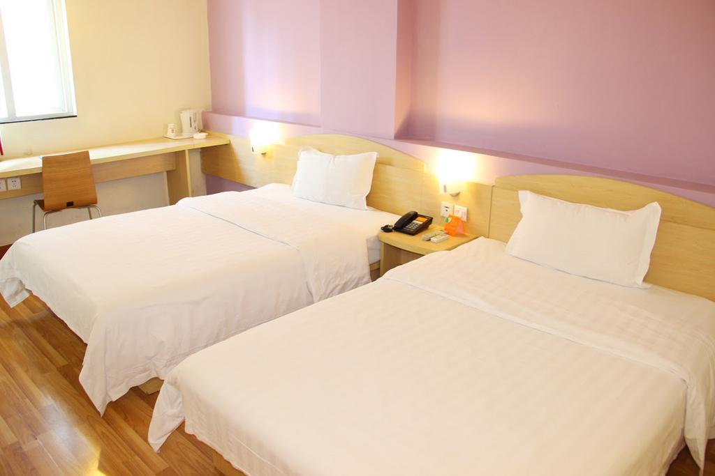 7Days Inn Guangzhou Xinshi Екстериор снимка